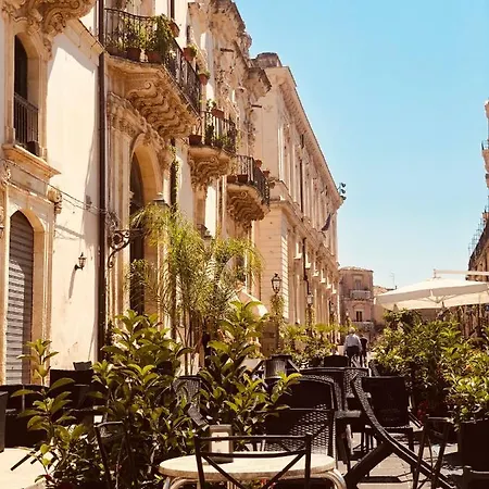 Il Galletto Viola, Luxury & Bed & Breakfast *